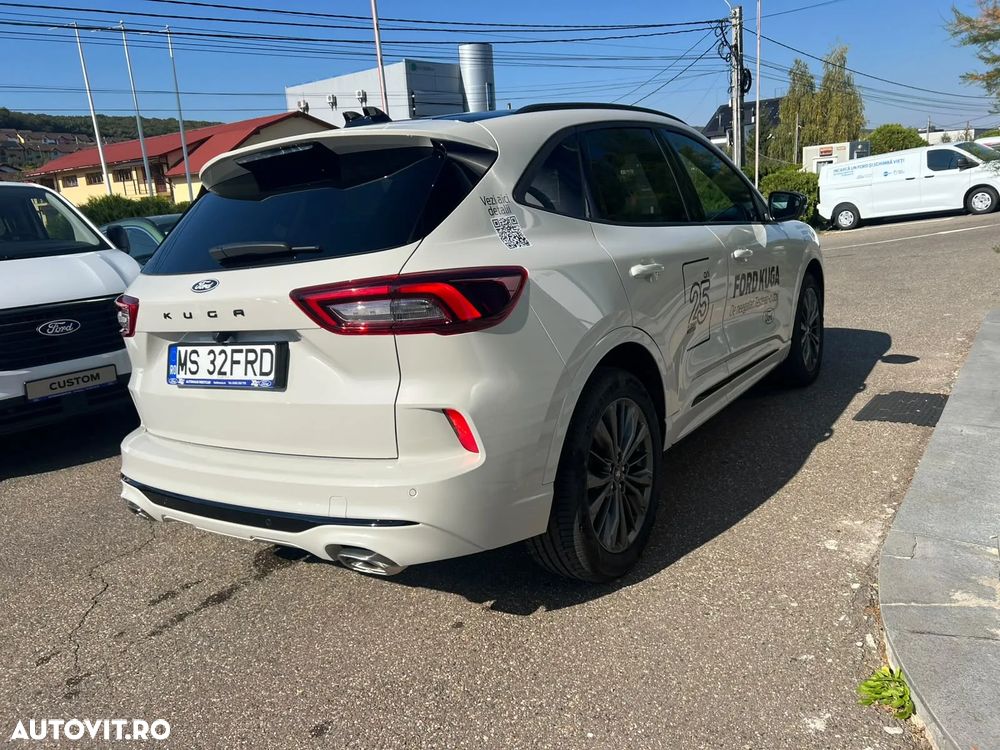 Ford Kuga - 3