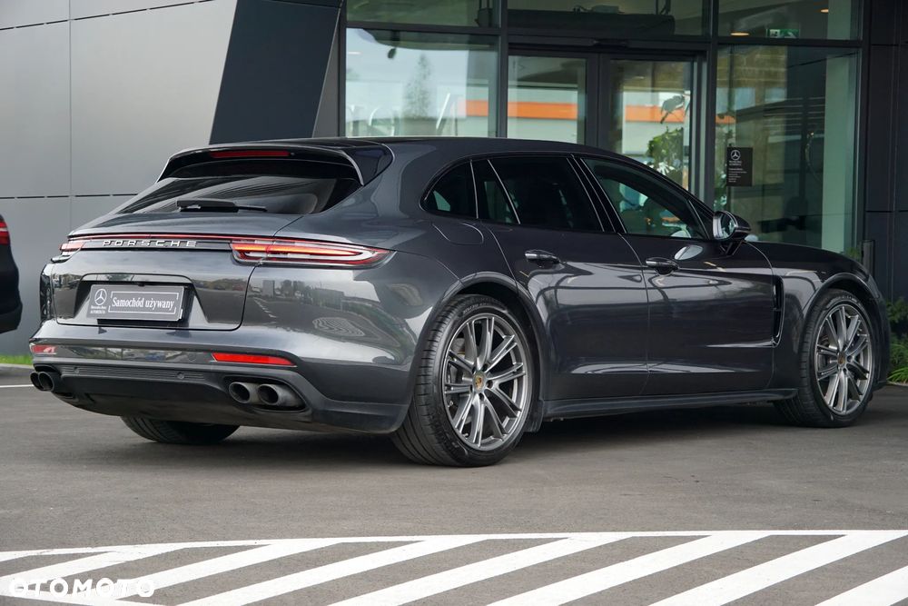 Porsche Panamera 4 Sport Turismo - 7