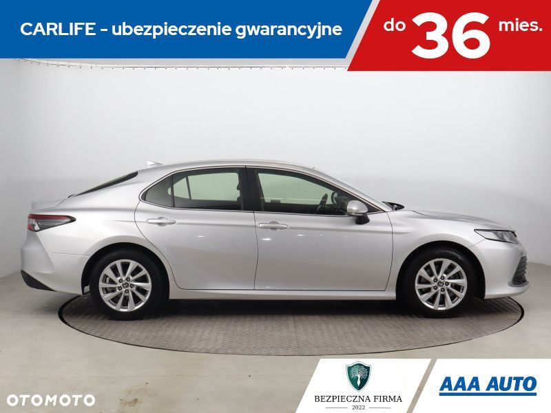Toyota Camry - 8