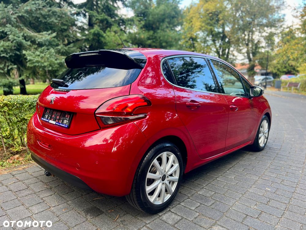 Peugeot 208 1.6 BlueHDi Allure S&S - 22