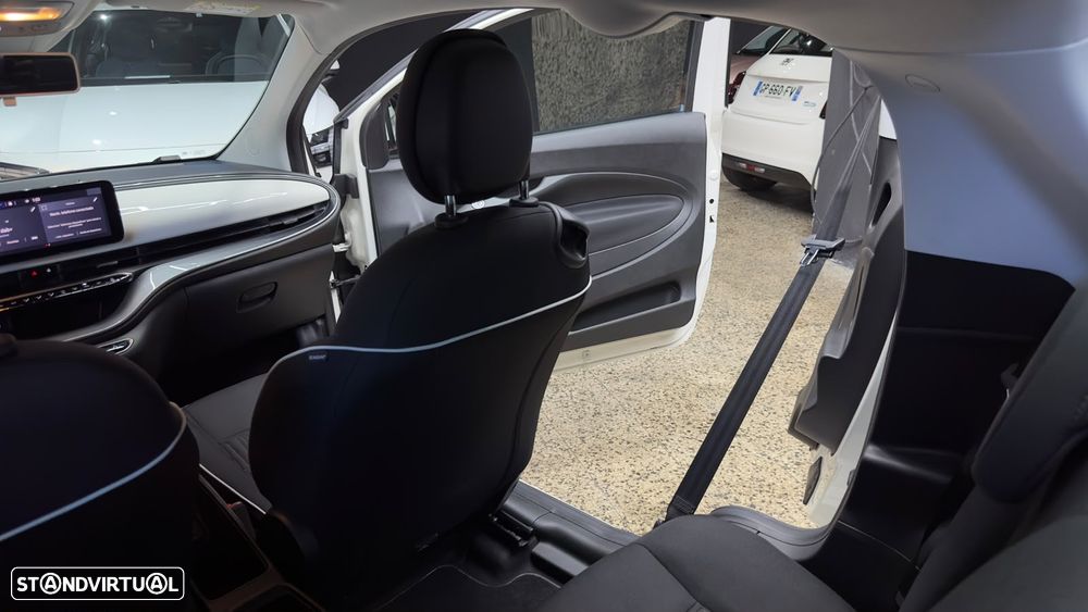 Fiat 500e 3 + 1 23,8kWh Icon - 53