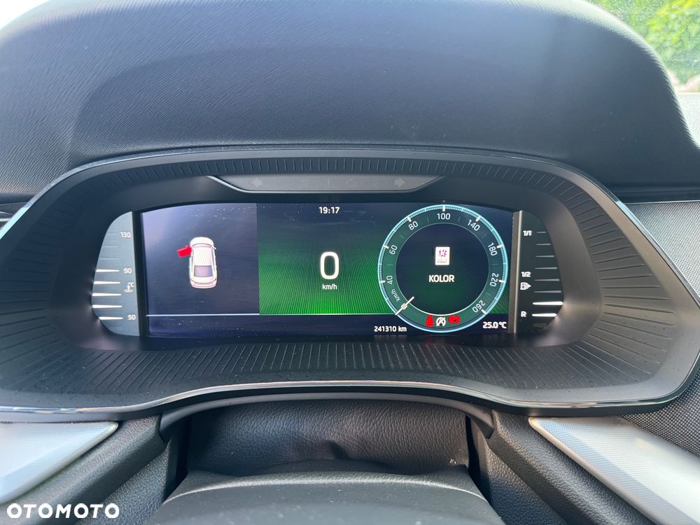 Skoda Octavia 2.0 TDI Style - 27
