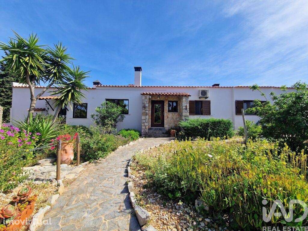 Casa / Villa T5 em Santa Bárbara de Nexe de 265 m2 - Grande imagem: 2/40