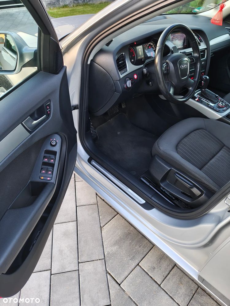 Audi A4 Avant - 9