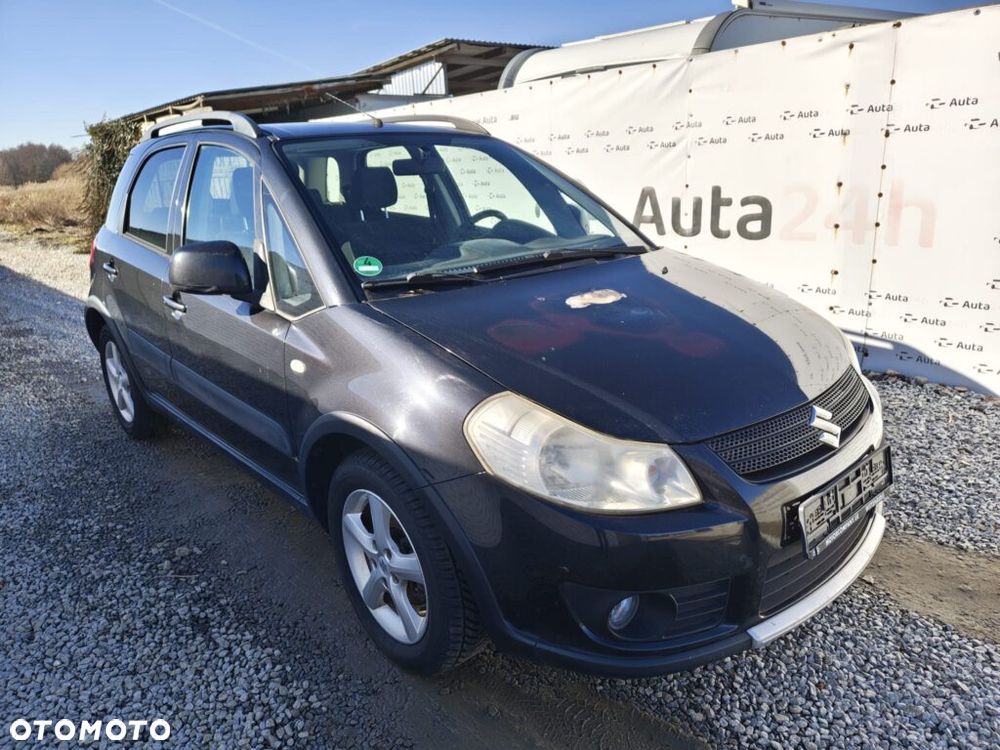 Suzuki SX4 1.6 VVT 4x2 Comfort - 2