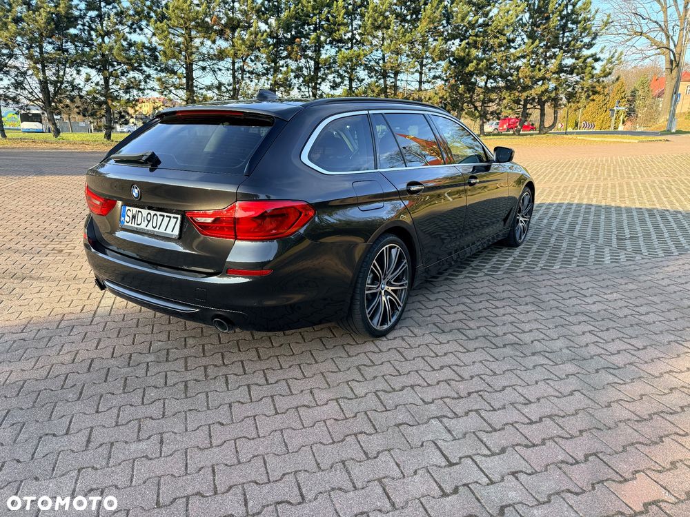 BMW Seria 5 520d Sport Line sport - 6