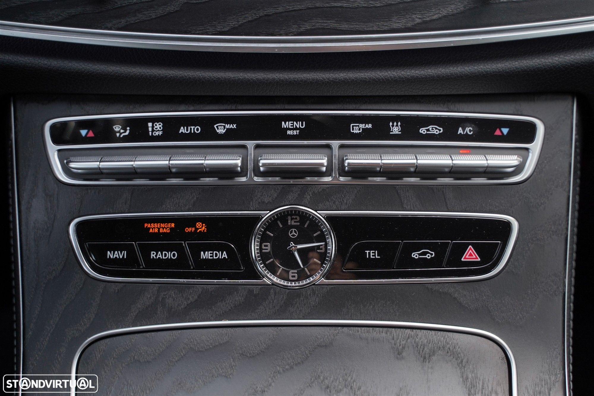 Mercedes-Benz E 300 de AMG Line - 25