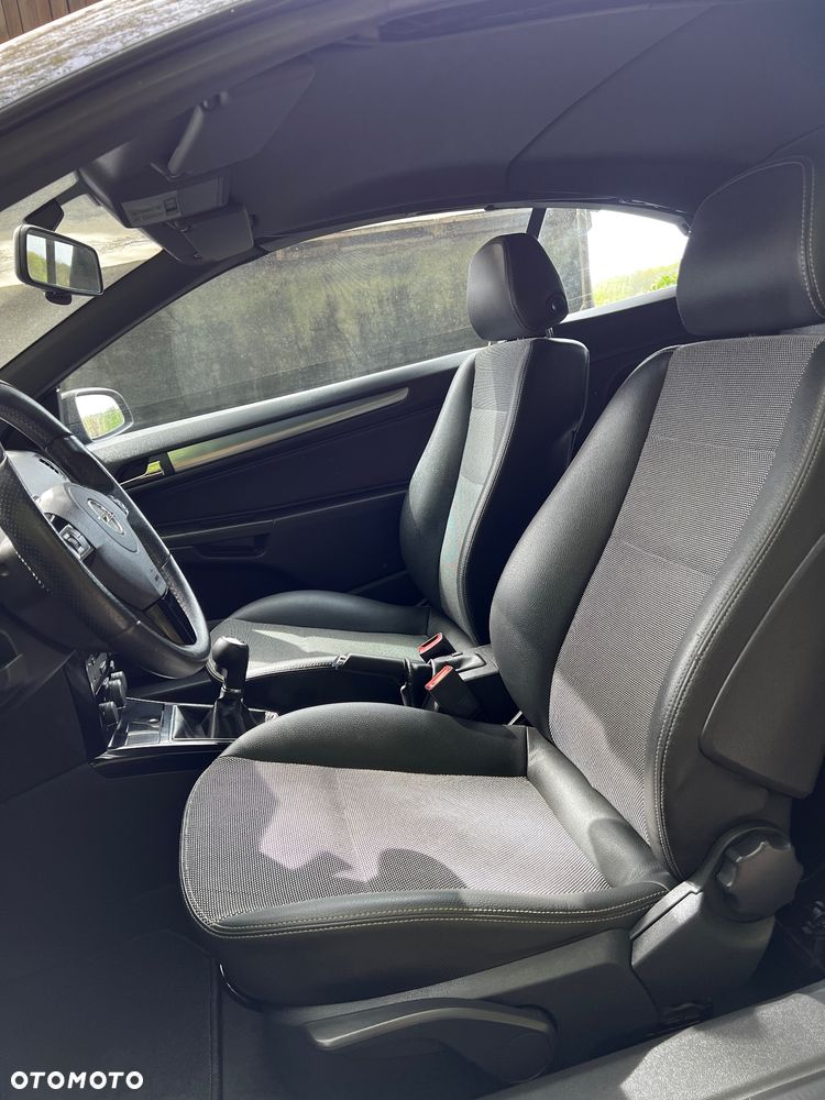 Opel Astra 1.6 Enjoy - 10