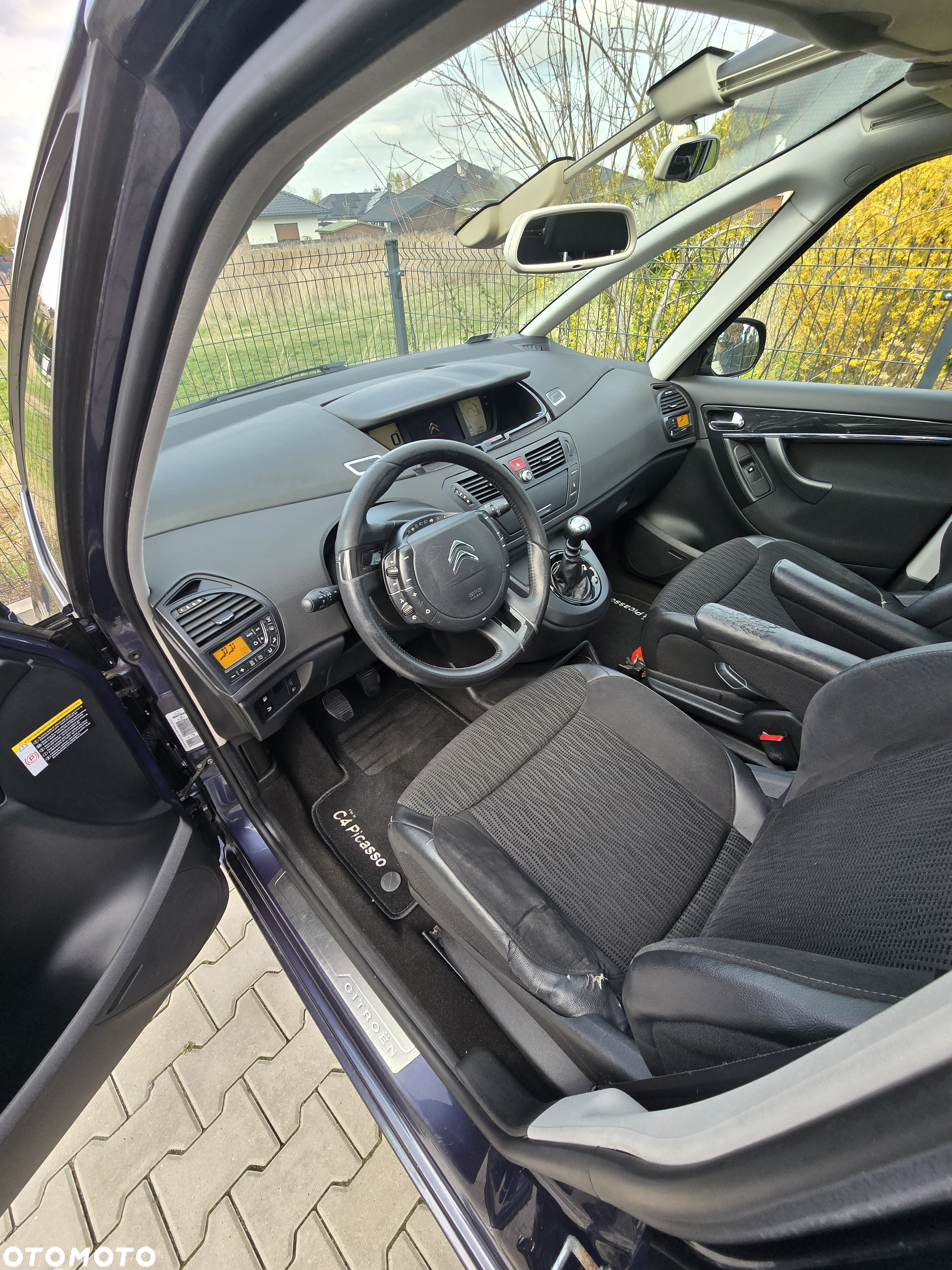 Citroën C4 Picasso 1.6 HDi FAP Exclusive - 9