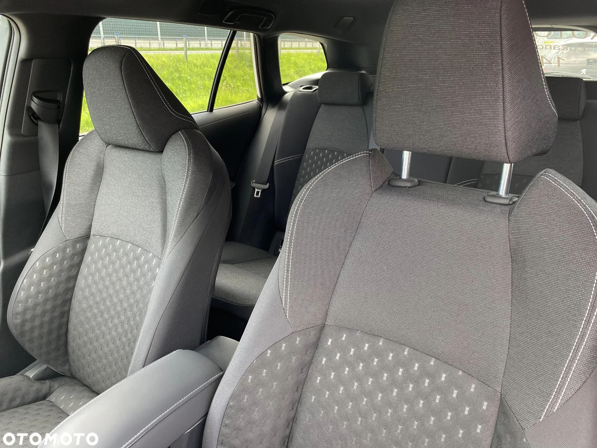 Suzuki Swace 1.8 Hybrid Elegance CVT - 11