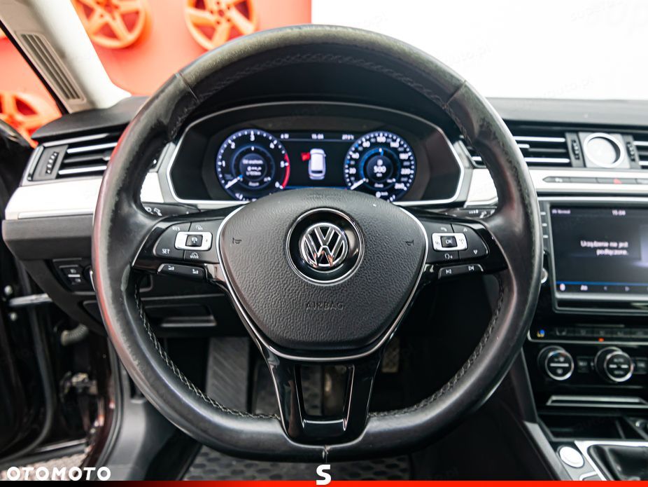 Volkswagen Passat 2.0 TDI BMT Highline - 12