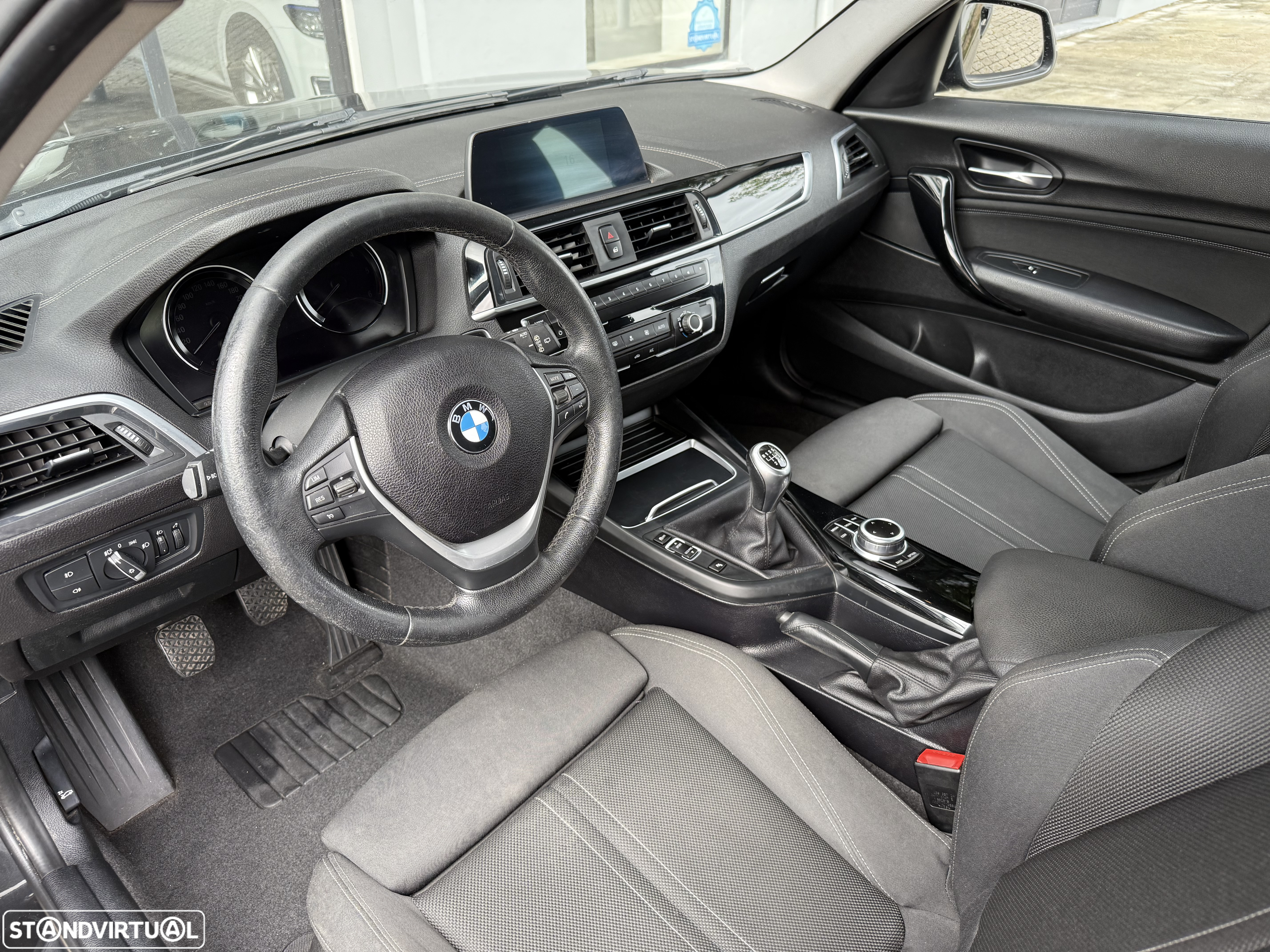 BMW 116 d Line Sport - 13