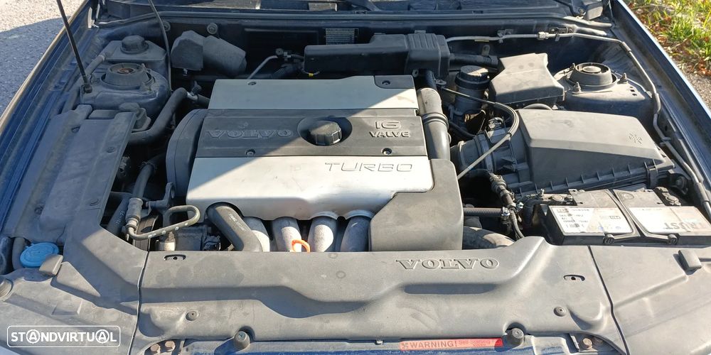 Volvo V40 2.0 T - 1