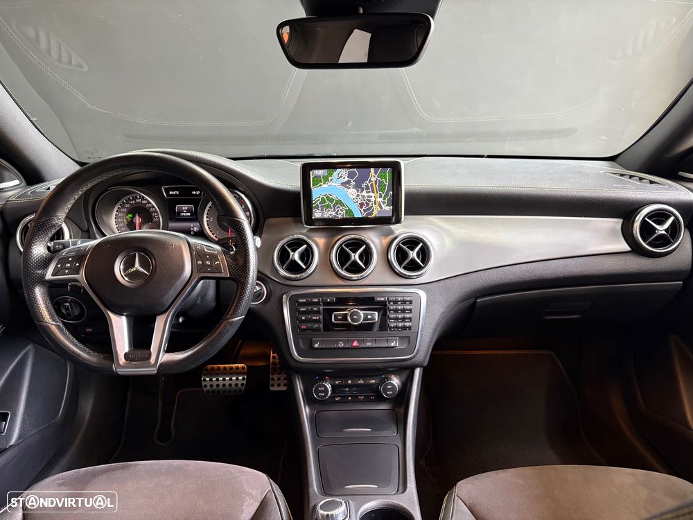 Mercedes-Benz CLA 220 CDI 7G-DCT AMG Line - 9