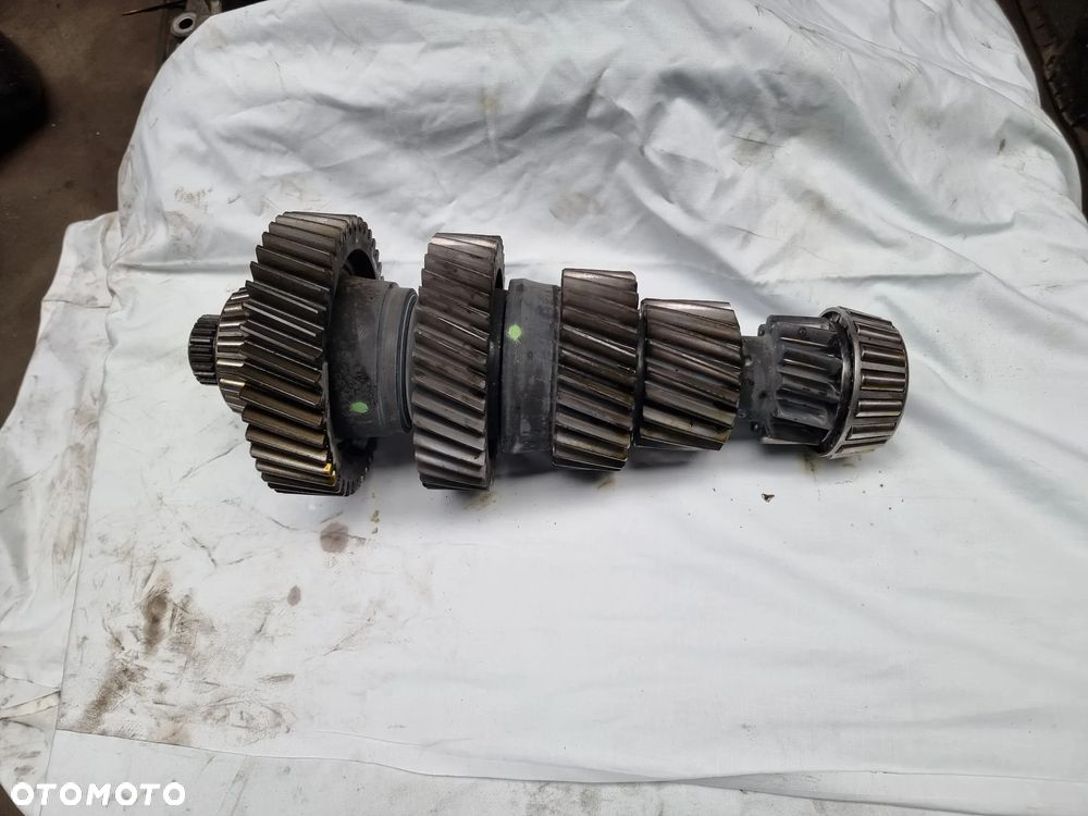WAŁEK POŚREDNI SKRZYNI BIEGÓW CHOINKA 3192573 VOLVO FH - 1