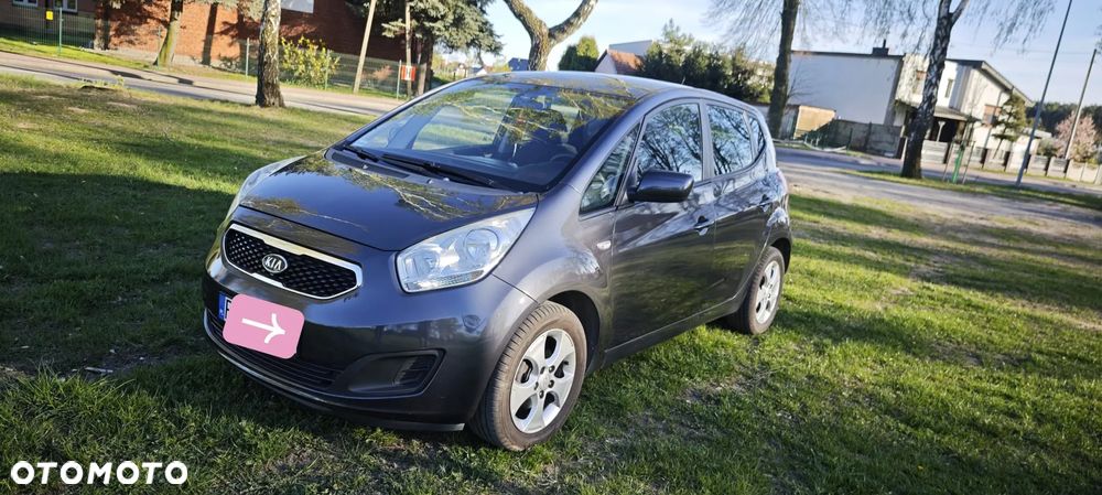 Kia Venga 1.6 L - 6