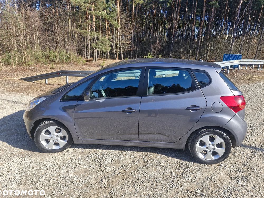 Kia Venga 1.6 CVVT Black Collection - 14