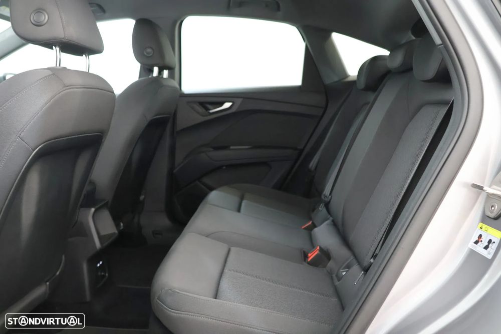 Audi Q4 Sportback e-tron - 10