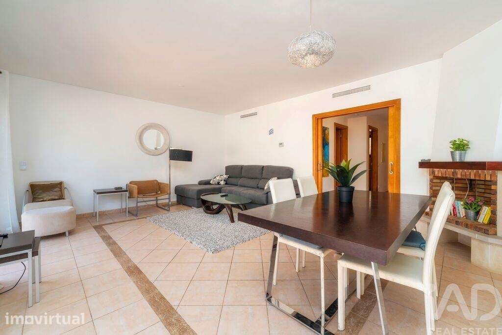 Casa / Villa T3 em Quarteira de 265,00 m2 - Grande imagem: 2/29