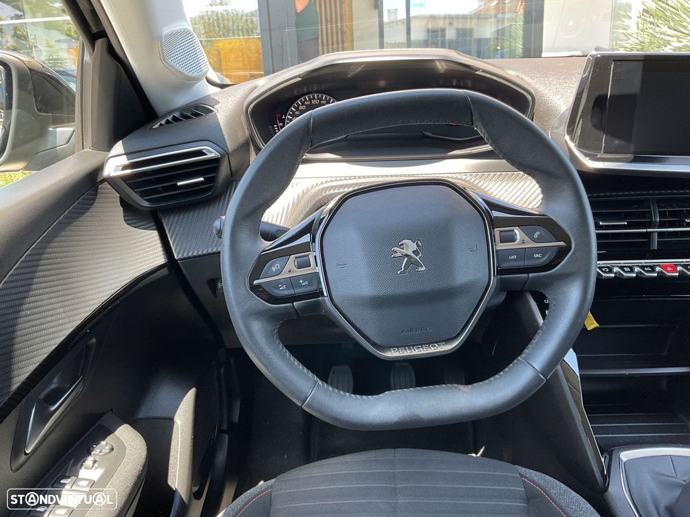 Peugeot 208 1.2 PureTech Active Pack - 19