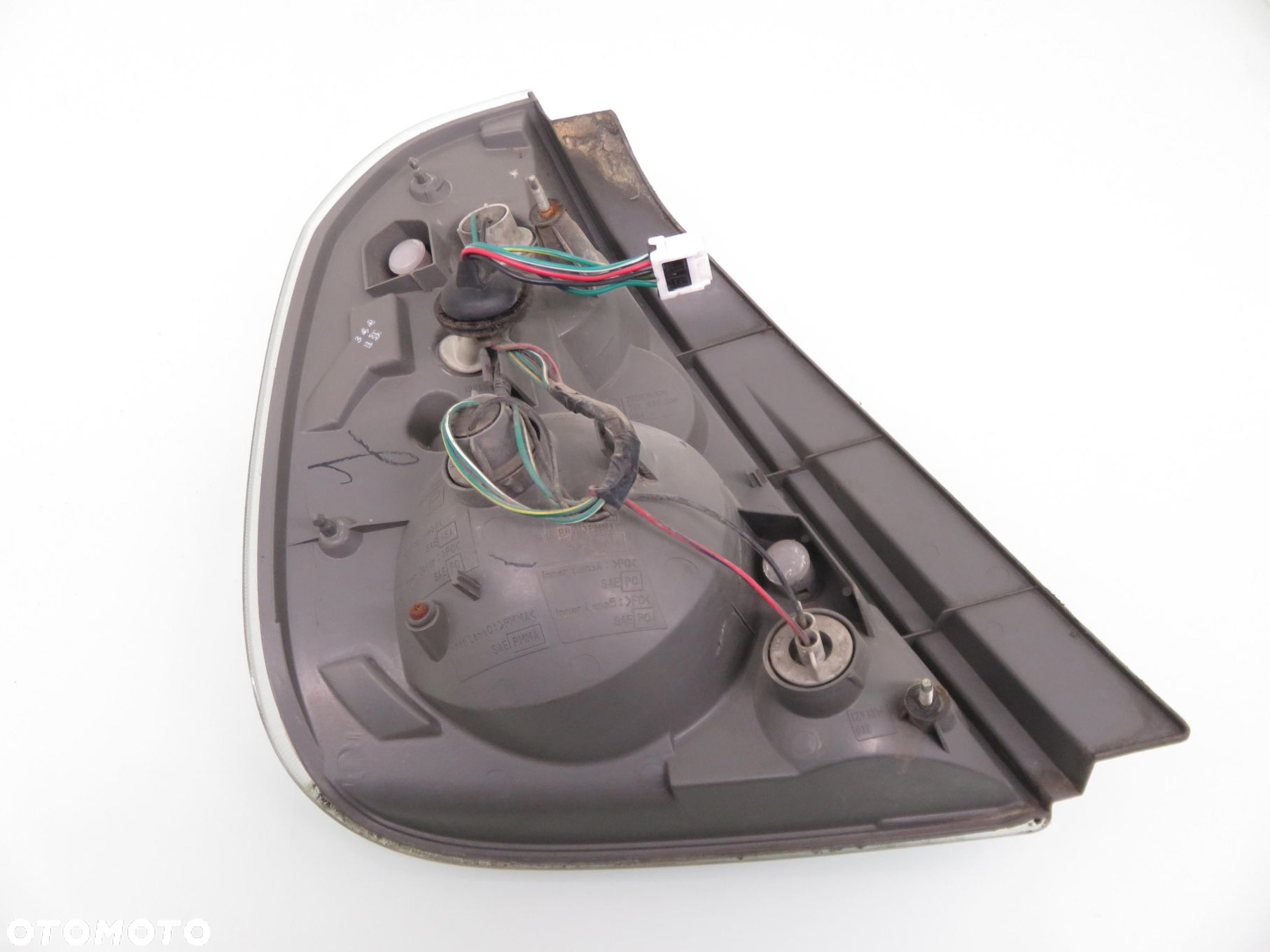 LAMPA PRAWA TYLNA NISSAN ALTIMA L31 935300 - 5