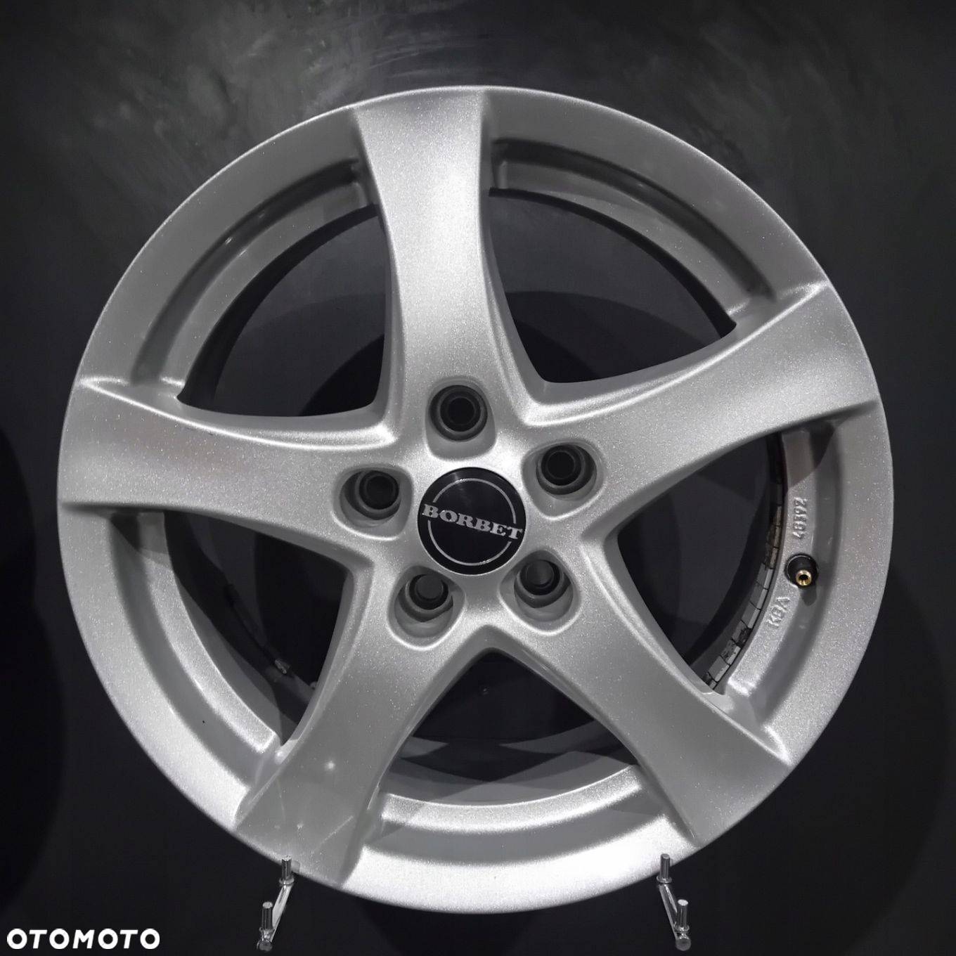 Felgi 16 5x112 Skoda Octavia III, VW Golf VII Passat B8 F504692-25 - 2