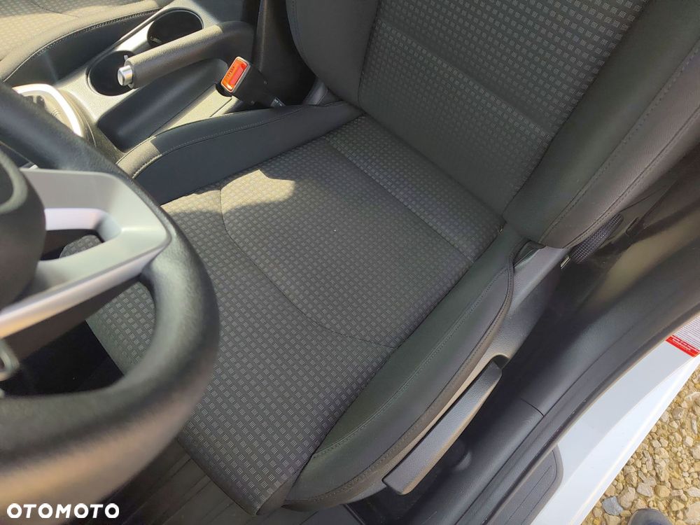 Kia Ceed - 13