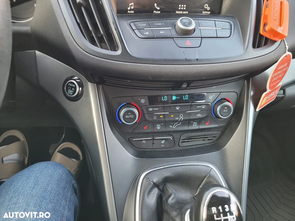 Ford Kuga 1.5 EcoBoost 2WD Trend - 2