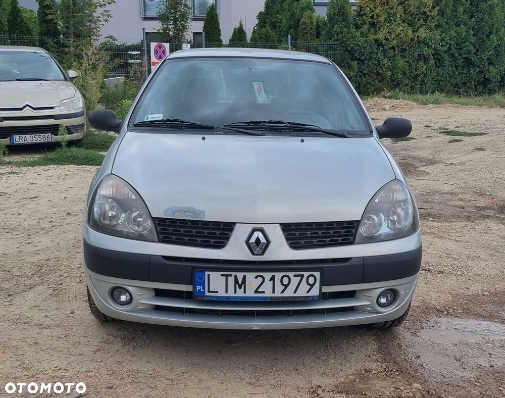 Renault Clio - 1