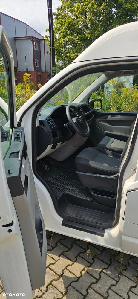 Volkswagen Transporter T6 - 24