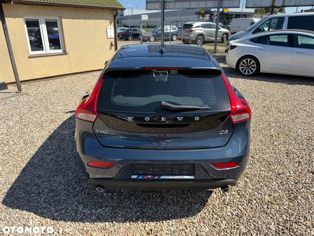Volvo V40 D2 Geartronic Momentum - 10