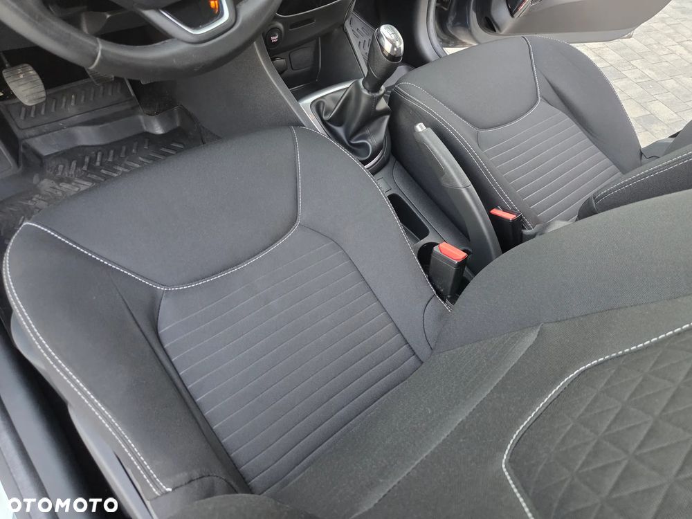 Renault Clio 1.2 16V 75 LIMITED - 18