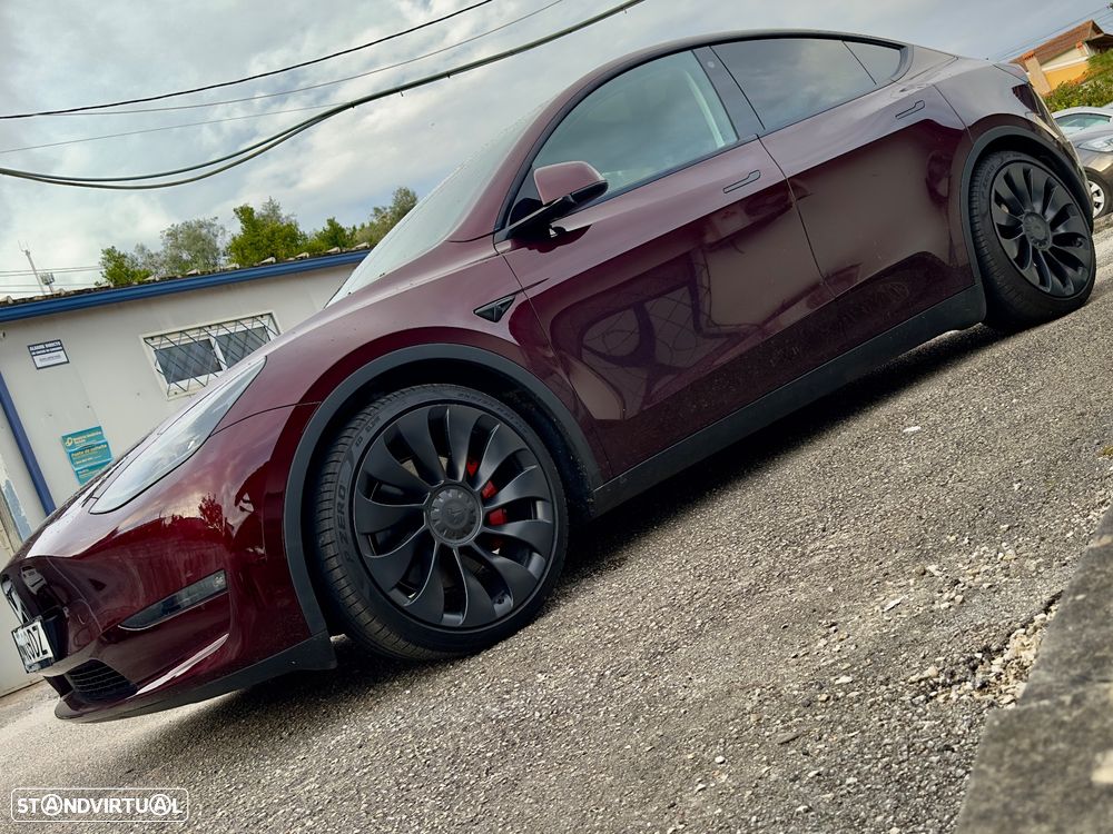 Tesla Model Y Performance Dual Motor AWD - 2