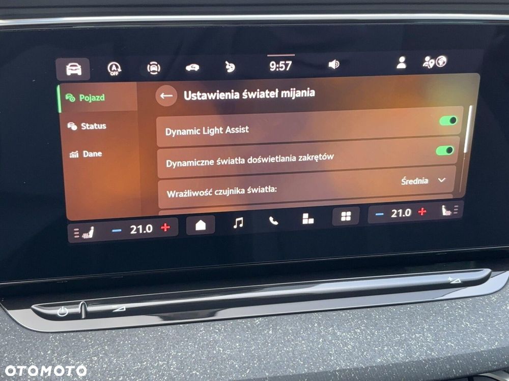 Skoda Octavia 1.5 TSI mHEV Selection DSG - 37