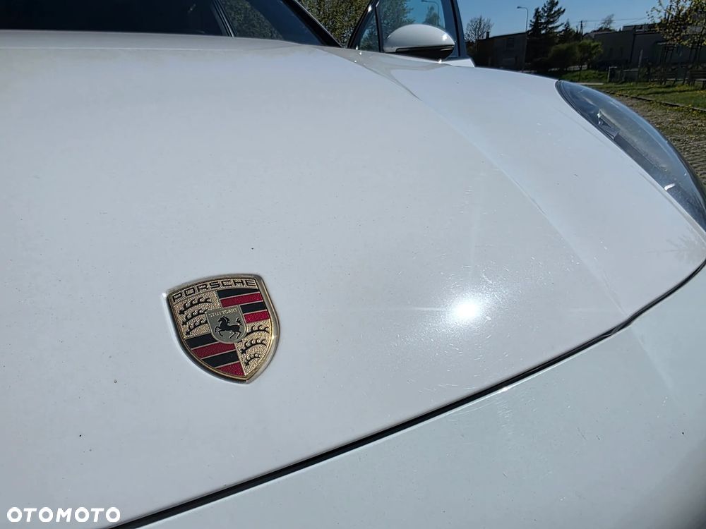 Porsche Cayenne S - 16