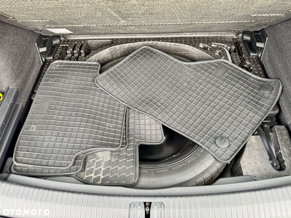 Volkswagen Tiguan 2.0 TDI SCR Life - 16