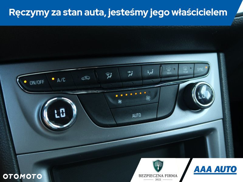 Opel Astra - 16