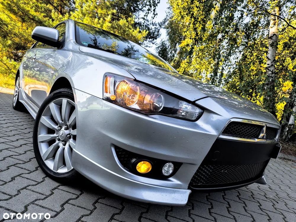 Mitsubishi Lancer 1.8 Intense - 8