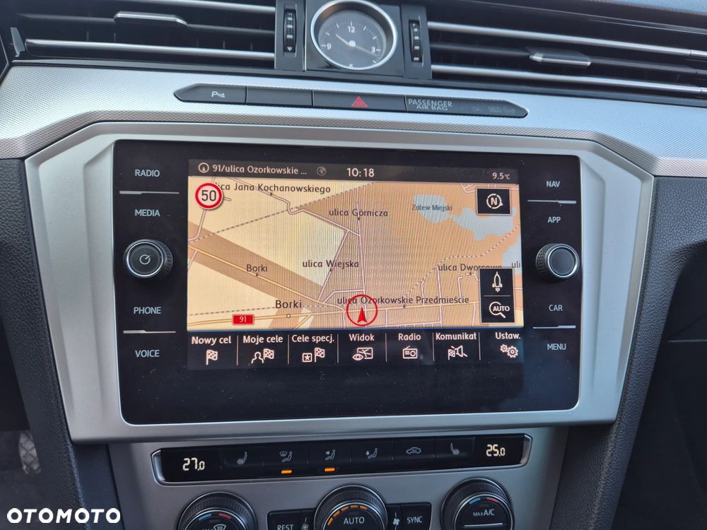 Volkswagen Passat - 37