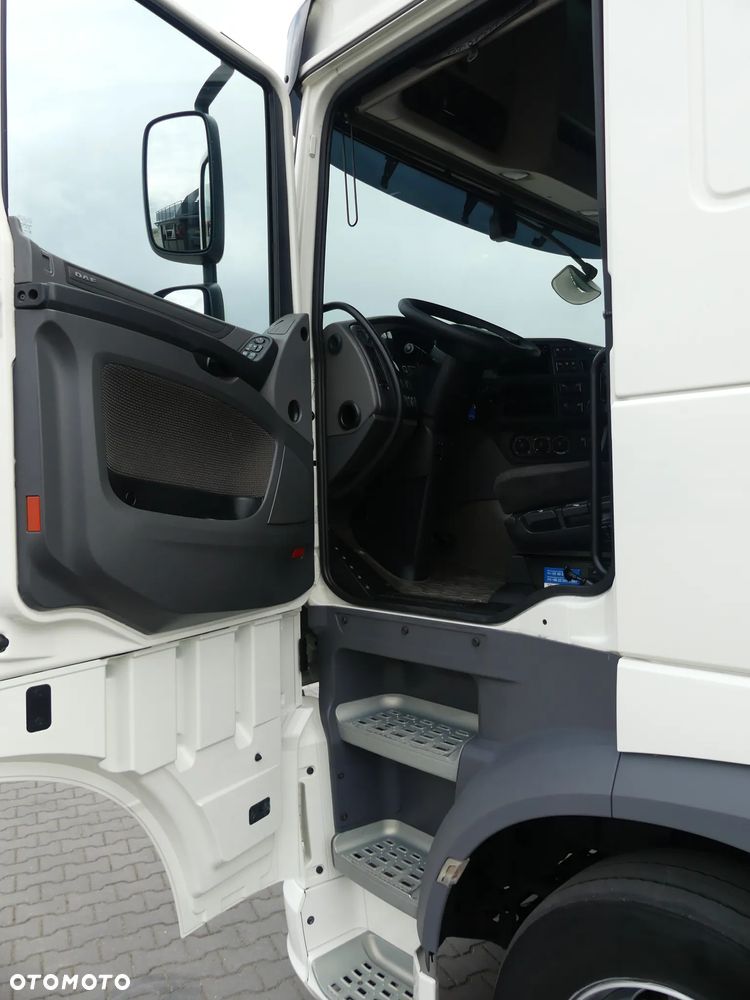 DAF XF 106.460 / LOW DECK /  AUTOMAT / SUPER SPACE CAB / - 19
