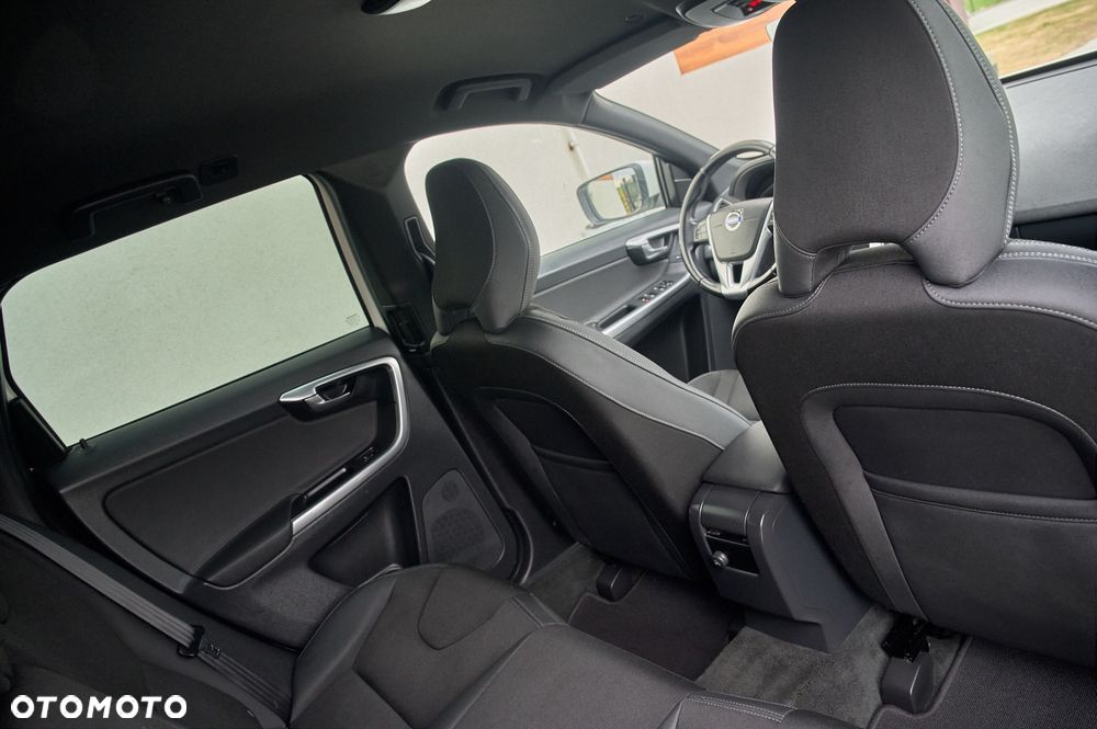 Volvo XC 60 D4 Summum - 27