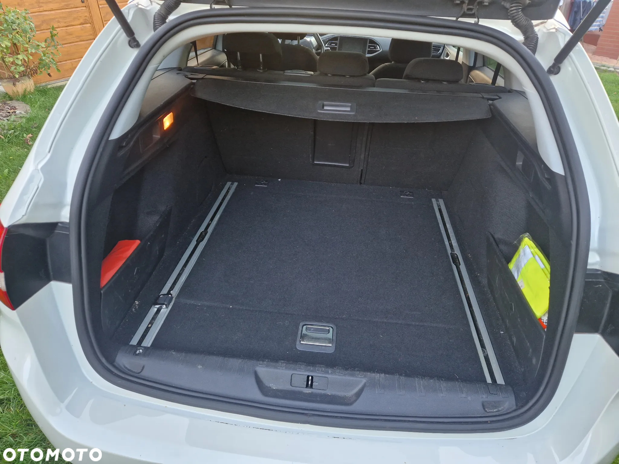 Peugeot 308 SW BlueHDi 120 Stop & Start Active - 40