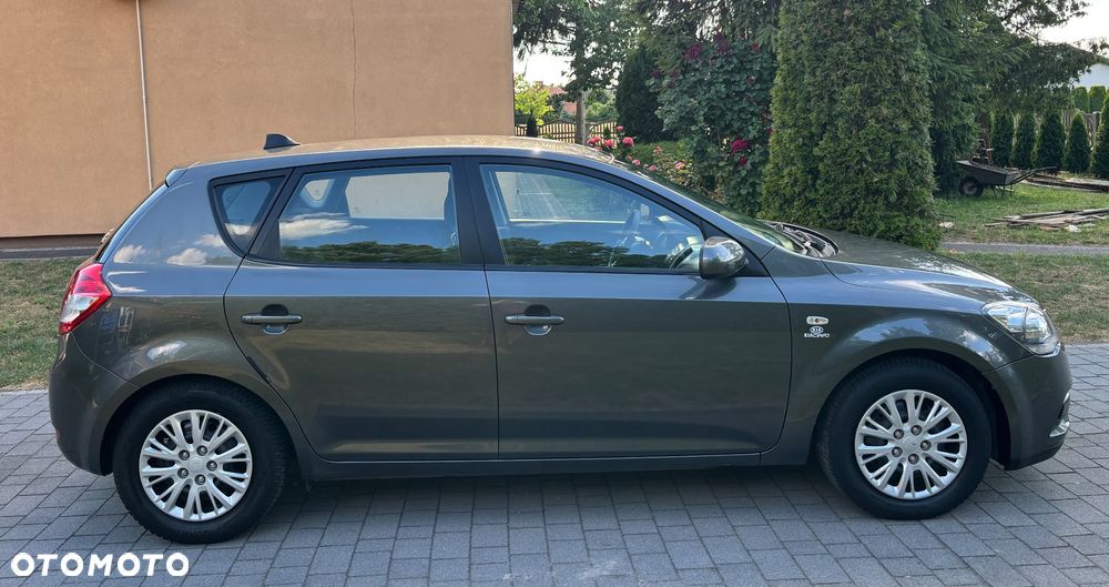 Kia Ceed 1.4 CVVT Vision - 21