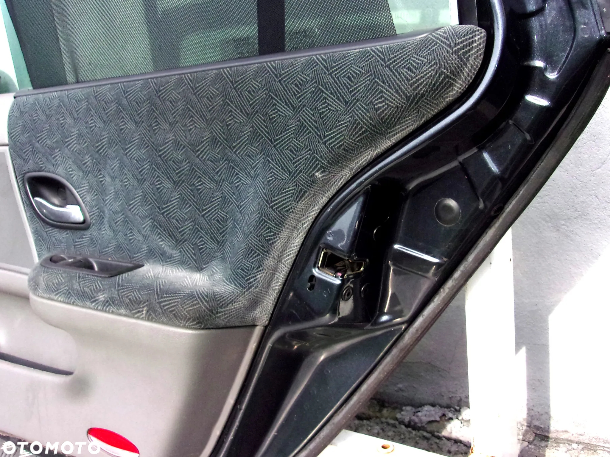 Renault Laguna II KOMBI drzwi prawy tył TEB66 - 12