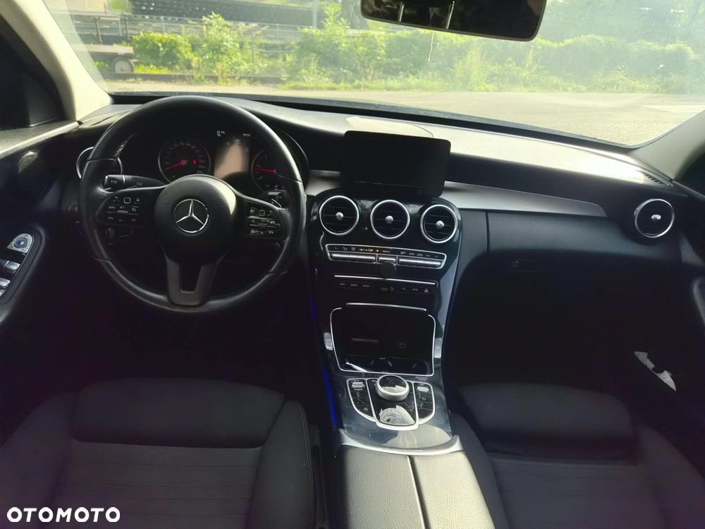 Mercedes-Benz Klasa C 180 d 9G-TRONIC Avantgarde - 12