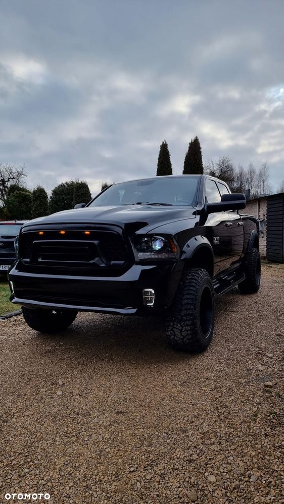 RAM 1500 Crew Cab Shortbed Bighorn - 2
