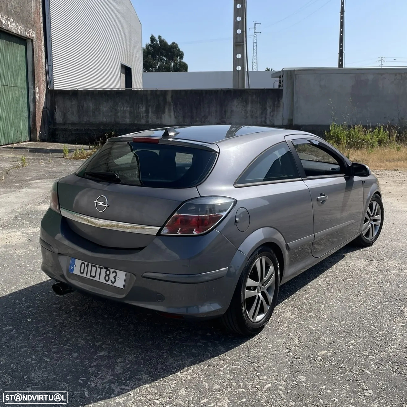 Opel Astra GTC 1.3 CDTi - 4
