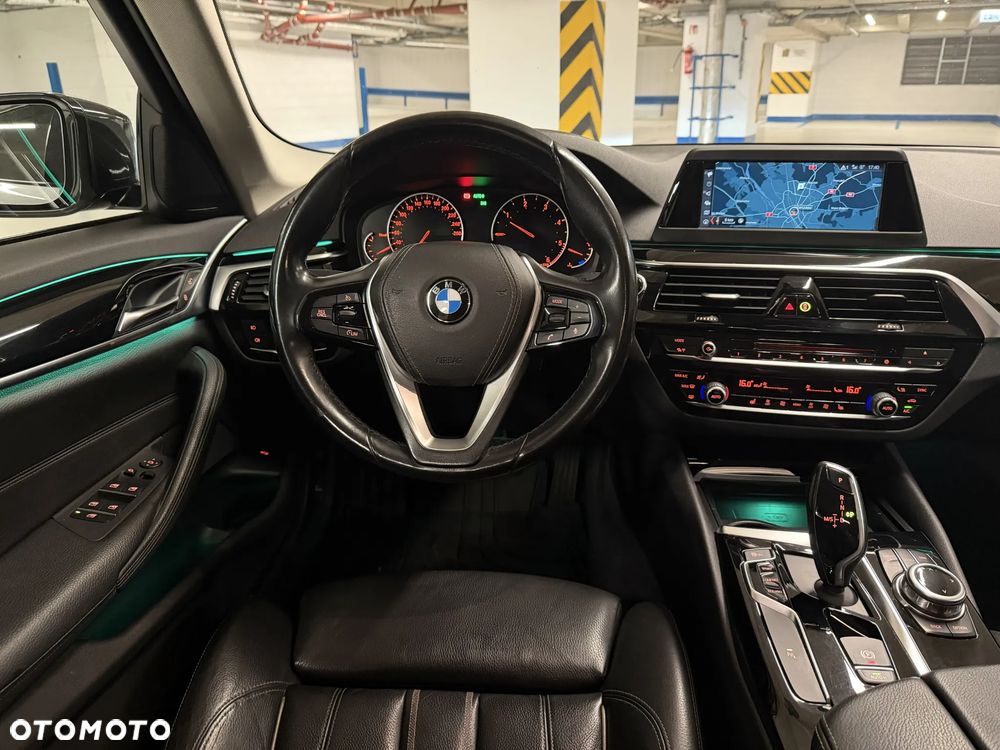 BMW Seria 5 - 22