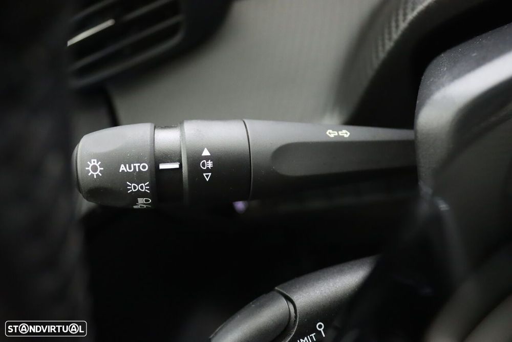 Peugeot 208 1.2 PureTech Allure Pack - 12