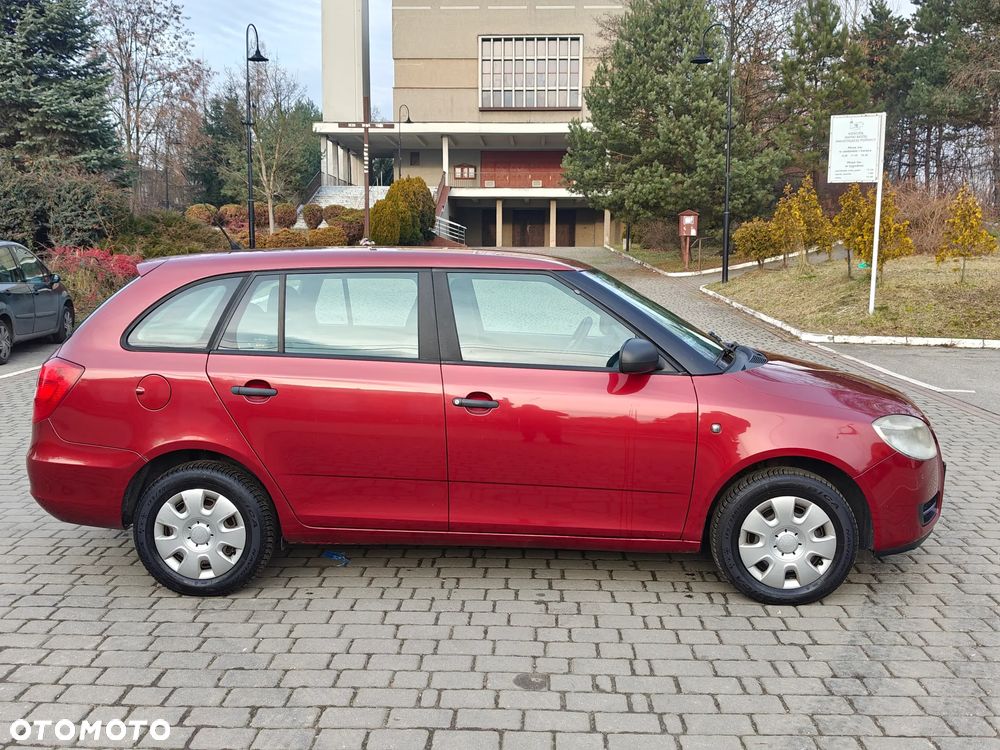Skoda Fabia 1.4 16V Style - 27